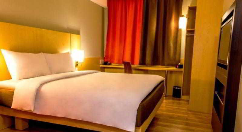 Ibis Padang Padang (Sumatra) Exterior foto